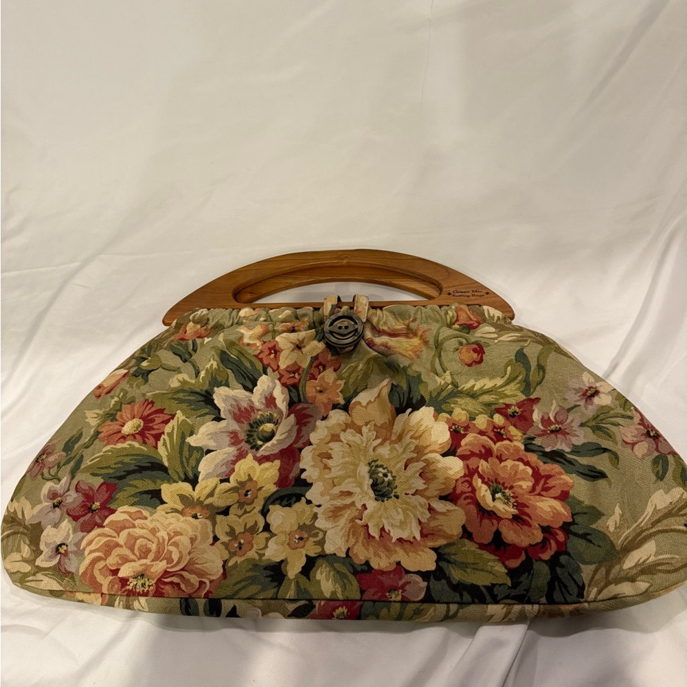 Floral Tapestry Handbag with Wooden Handle
